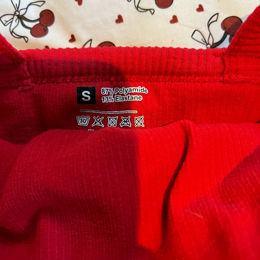 Red Ribbed Crop Top - Picture 2 of 2